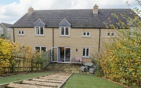 Lion Cottage, Broadway